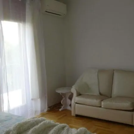 Laszlo Apartman Apartment Tihany