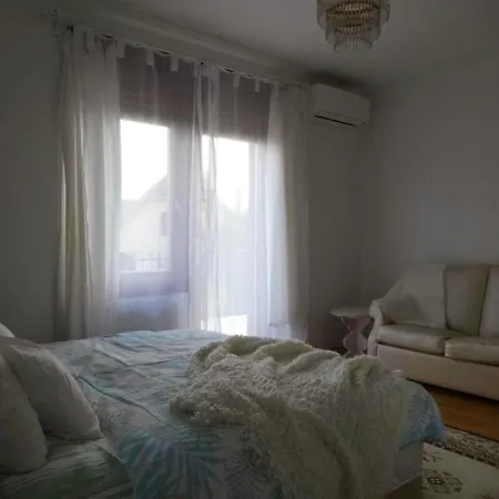 Laszlo Apartman Apartment