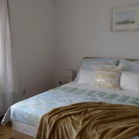Apartment Laszlo Apartman *