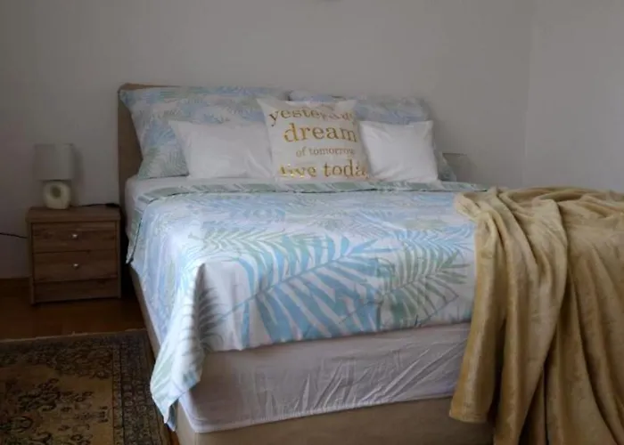 Laszlo Apartman